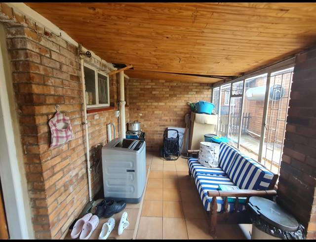 3 BEDROOM HOUSE TO LET IN VANDERBIJLPARK CW 5